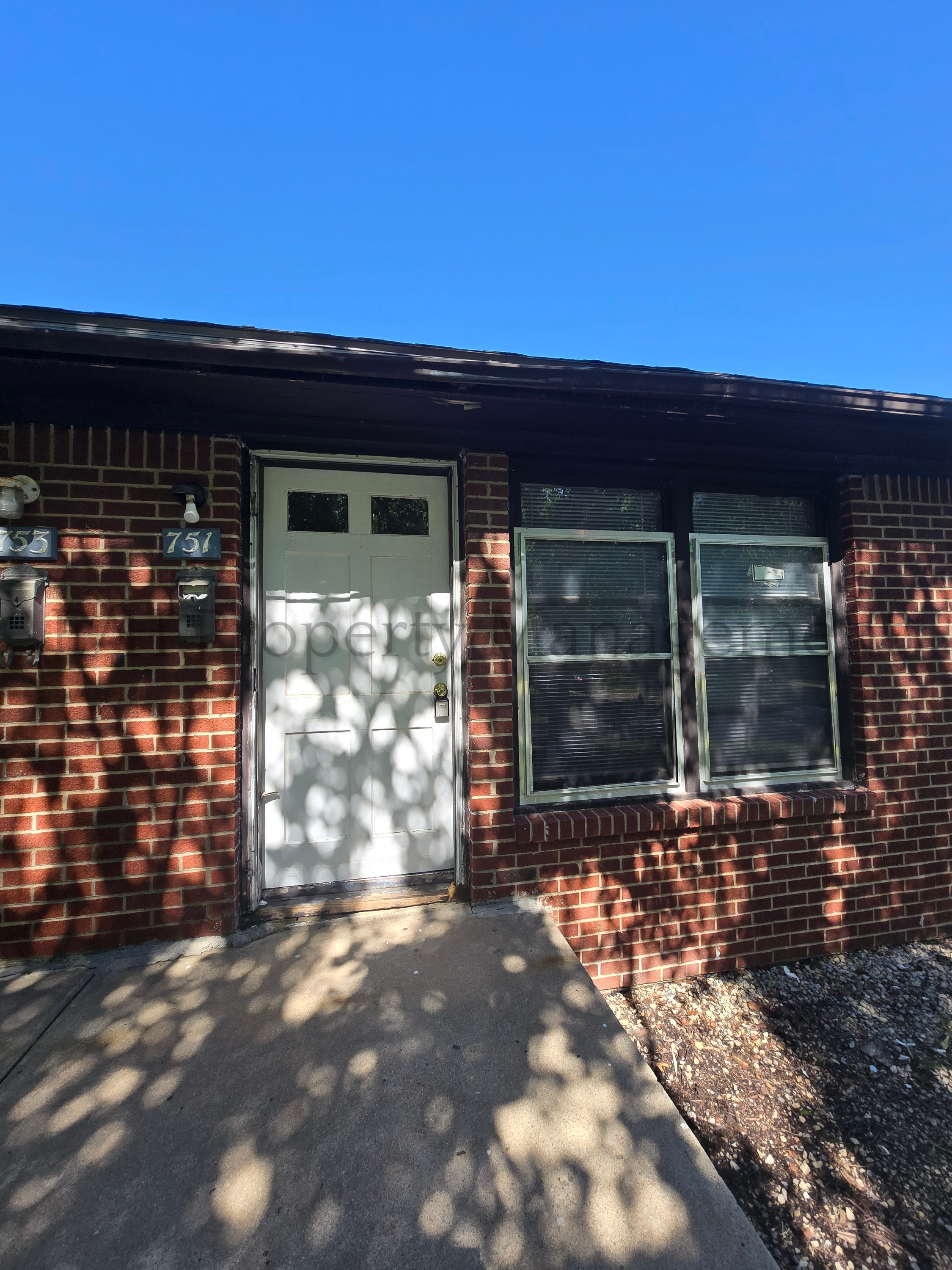 751 South Governeour Road