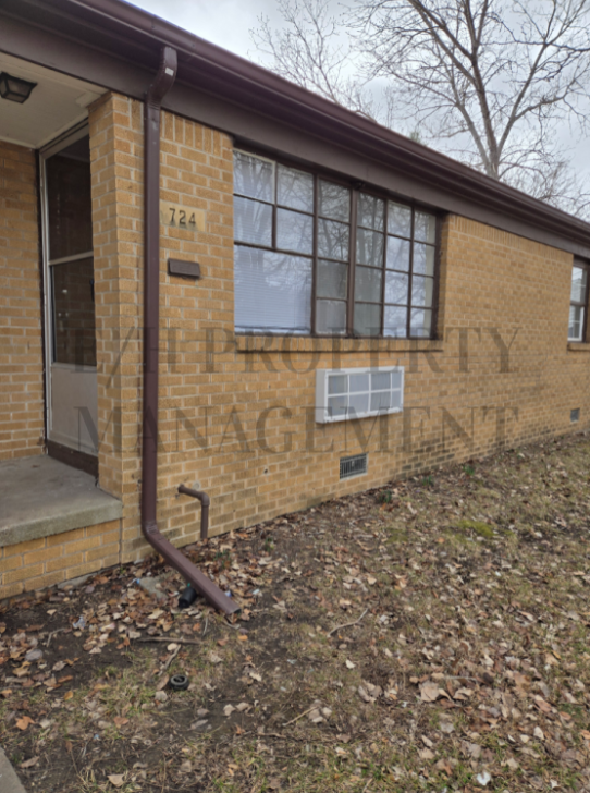 724 South Hunter