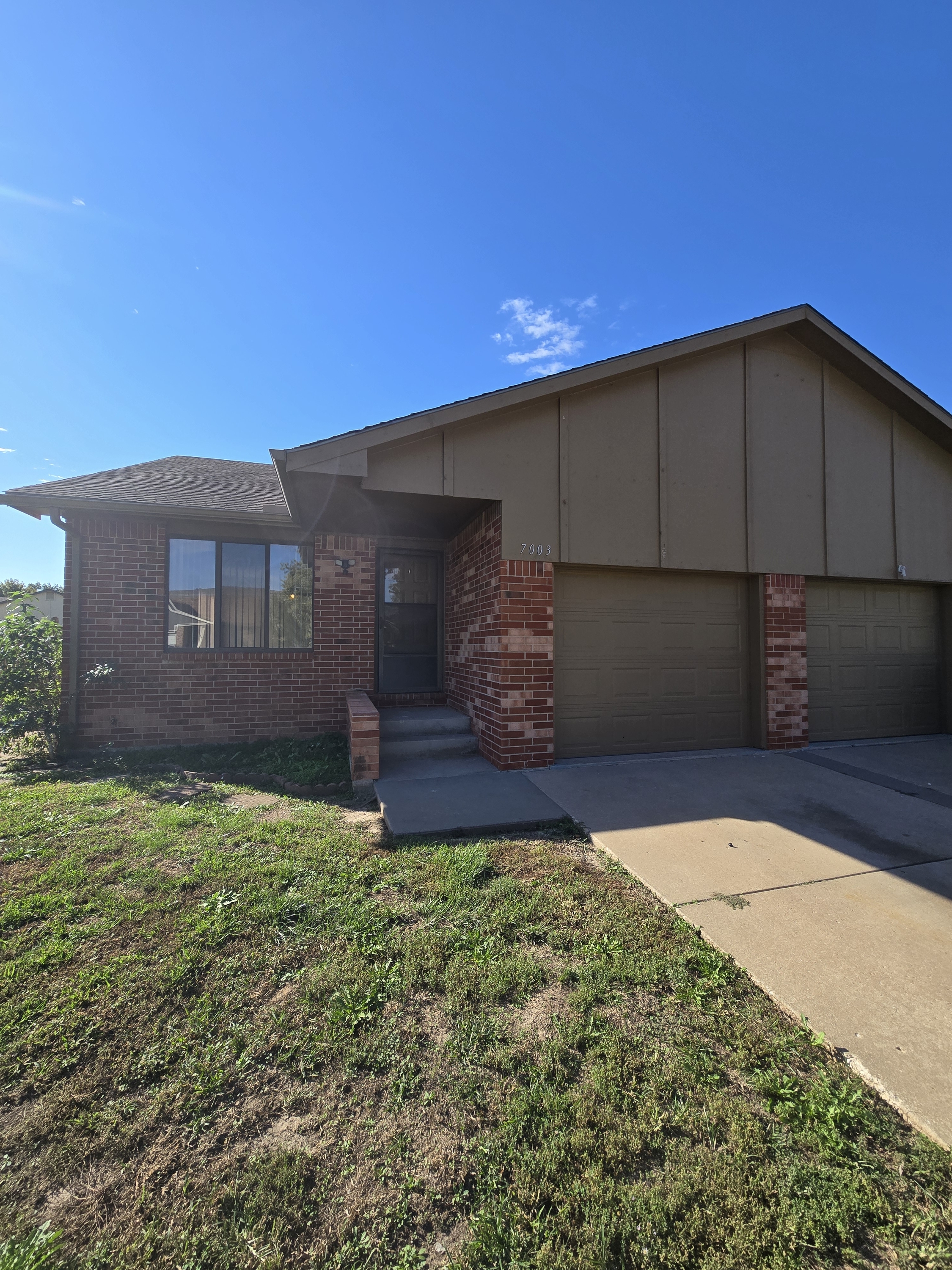 7003 West O'Neil Street - 7003