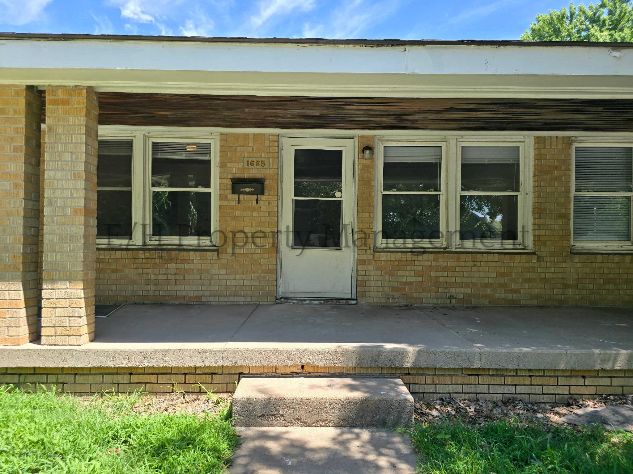 1665 South Hydraulic Avenue - 1